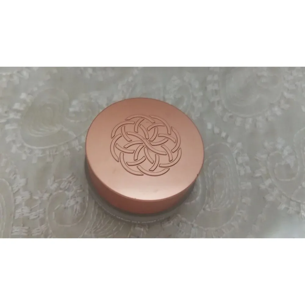 The Yensa Super Bright Serum Silk Under Eye Corrector in Light